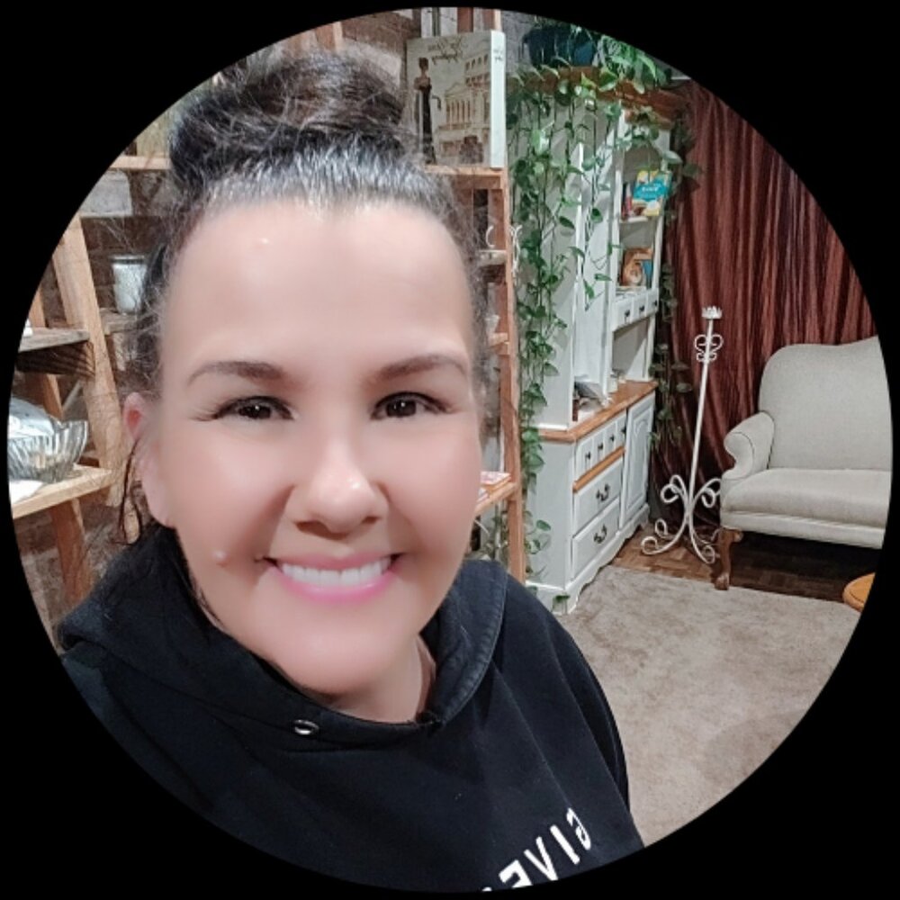 Meet your Posher, Renea